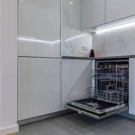 Apartment 112 Ii