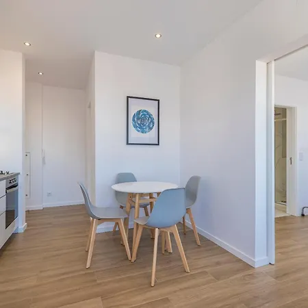 112 Ii Apartment